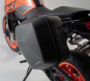 Kompletny zestaw plastikowych kufrów bocznych Urban Abs i stelaży Ktm 690 Duke (16-)