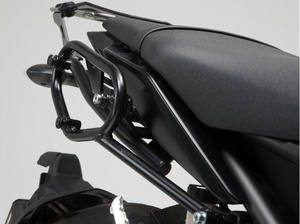 Zestaw plastikowych kufrów bocznych SW-MOTECH Urban Abs i stelaży Yamaha Mt-09 (16-)