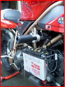 Crash Pady R&G do Ducati 748/916/996 (Up to 01)