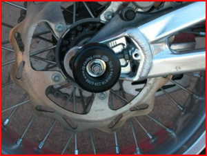 Slidery wahacza R&G do Aprilia SXV 450/550 06 SL750 Shiver Dorsoduro 750